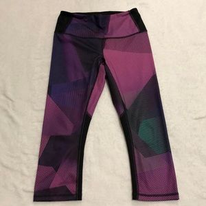 Lucy High Waisted Capri Leggings